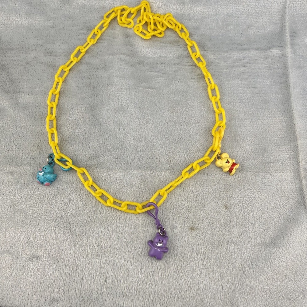 Vintage Charm Necklace Yellow Amusement‎ Park Bears 80s 24"